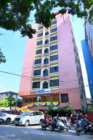 Jaya Residency Hotel Kākināda Exterior foto